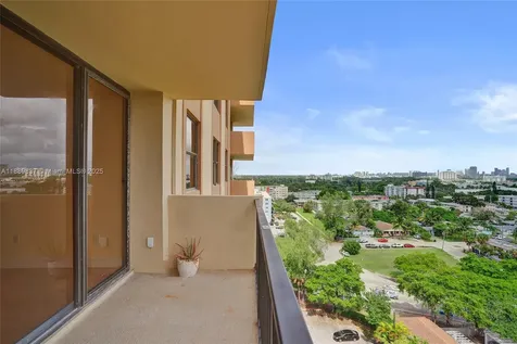 1470 NE 123rd Street North Miami FL 33161