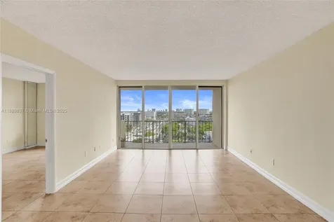 1470 NE 123rd Street North Miami FL 33161