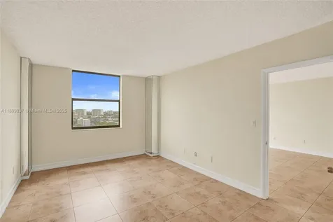 1470 NE 123rd Street North Miami FL 33161
