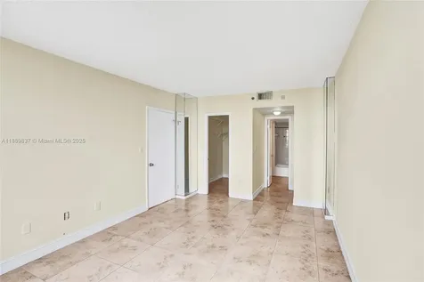 1470 NE 123rd Street North Miami FL 33161