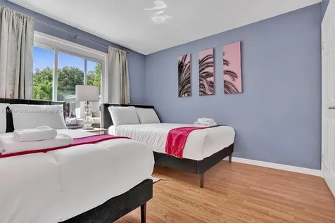 208 SW 2nd Avenue Hallandale Beach FL 33009