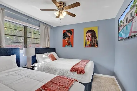 208 SW 2nd Avenue Hallandale Beach FL 33009