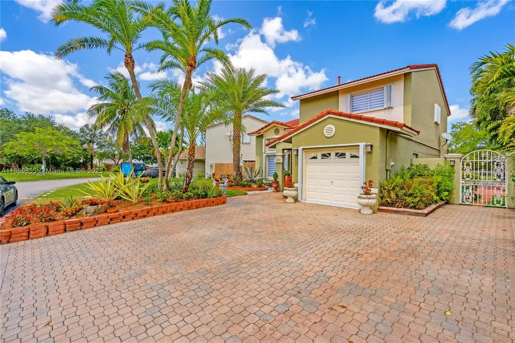 10213 SW 156th Avenue Miami FL 33196