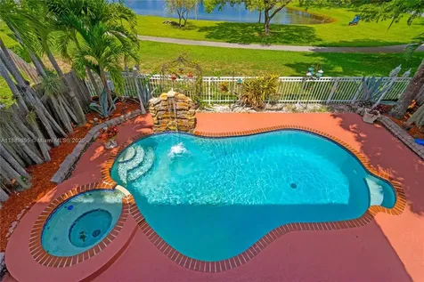 10213 SW 156th Avenue Miami FL 33196