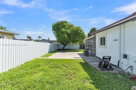 15265 SW 100th Court Miami FL 33157