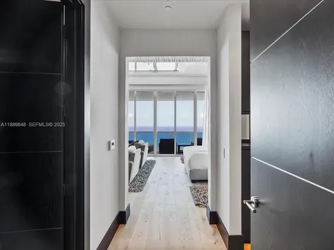 2711 S Ocean Drive Hollywood FL 33019