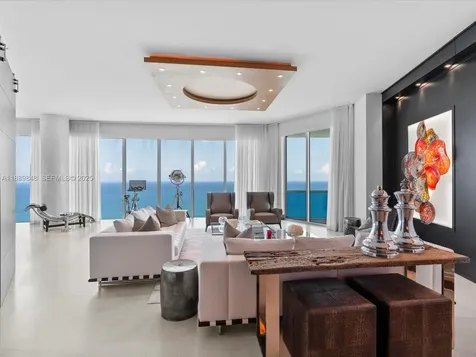 2711 S Ocean Drive Hollywood FL 33019