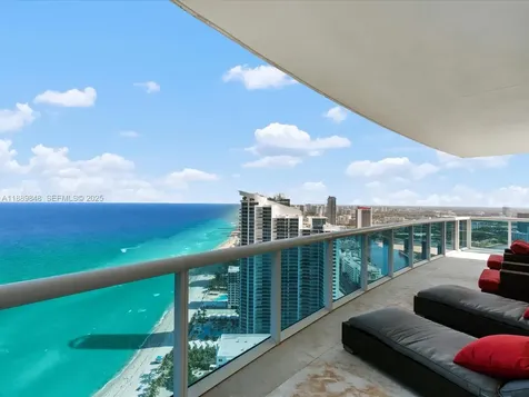 2711 S Ocean Drive Hollywood FL 33019