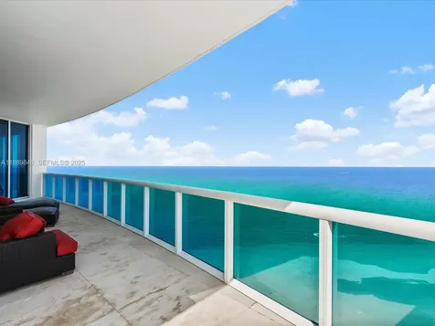 2711 S Ocean Drive Hollywood FL 33019