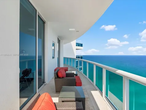 2711 S Ocean Drive Hollywood FL 33019