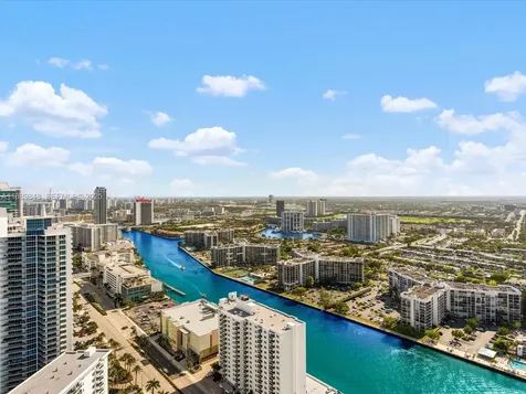 2711 S Ocean Drive Hollywood FL 33019