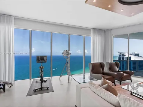 2711 S Ocean Drive Hollywood FL 33019
