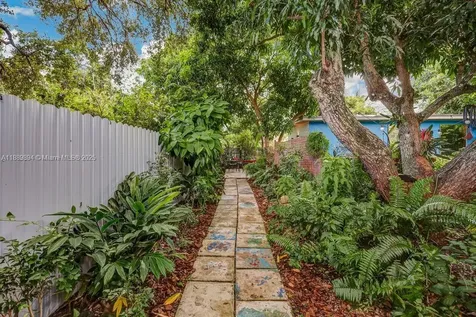 1320 NE 138th Street North Miami FL 33161