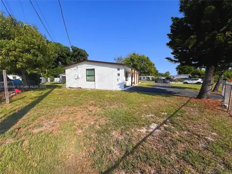 3361 NW 5th Place Lauderhill FL 33311