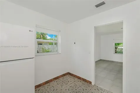 13710 NW 5th Avenue North Miami FL 33168