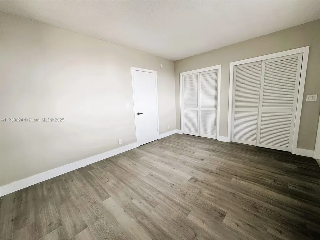 4317 NE 21st Avenue Fort Lauderdale FL 33308
