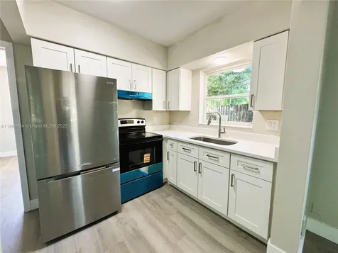 4317 NE 21st Avenue Fort Lauderdale FL 33308