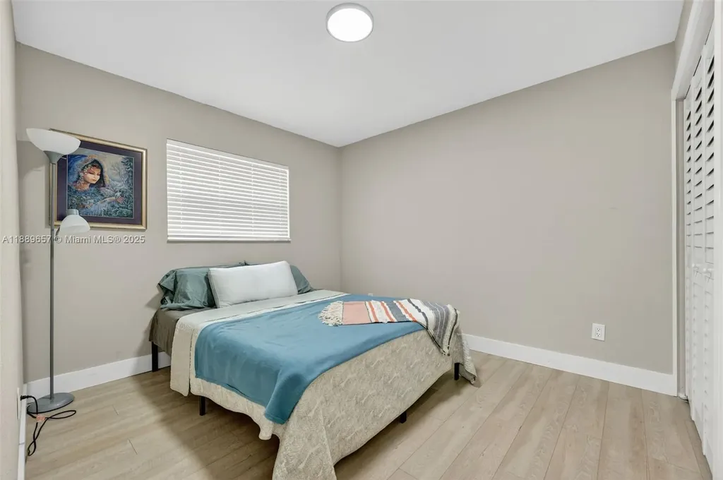 839 SW 16th Street Fort Lauderdale FL 33315