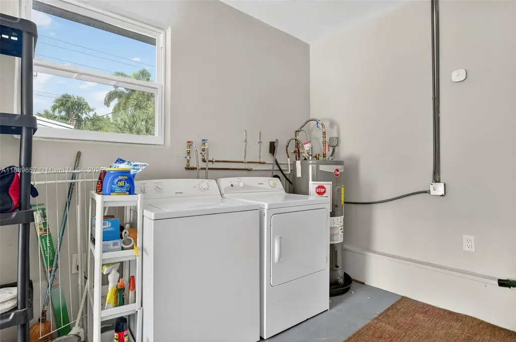 839 SW 16th Street Fort Lauderdale FL 33315