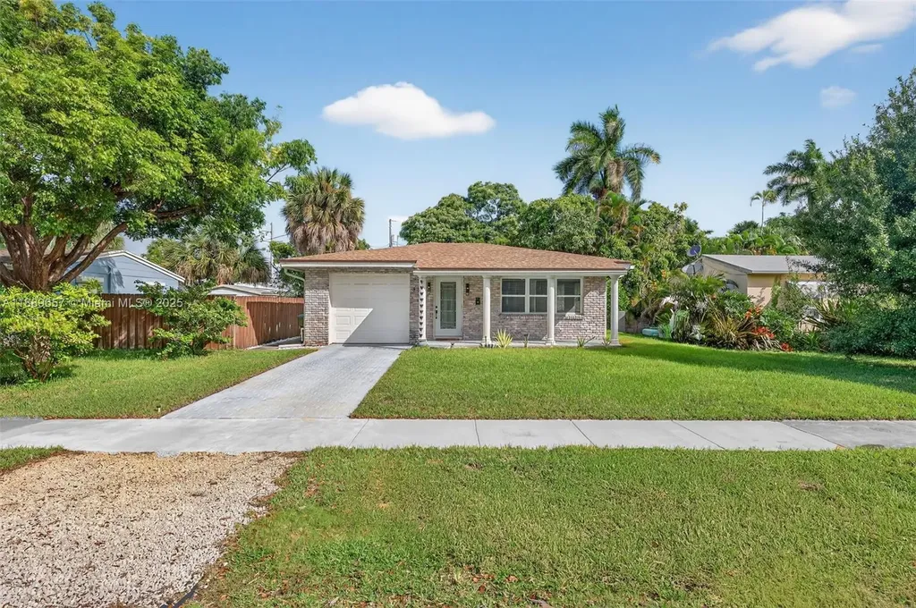 839 SW 16th Street Fort Lauderdale FL 33315