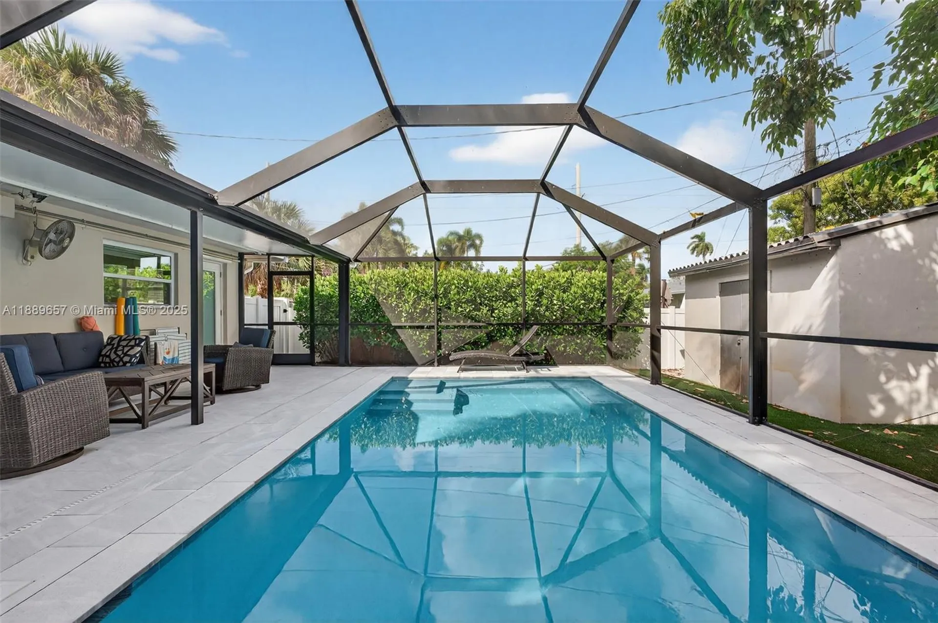 839 SW 16th Street Fort Lauderdale FL 33315