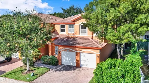 8450 NW 113th Passage Doral FL 33178