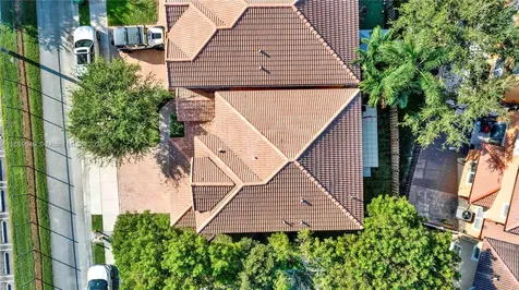 8450 NW 113th Passage Doral FL 33178