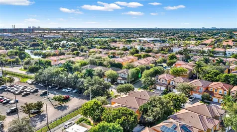 8450 NW 113th Passage Doral FL 33178