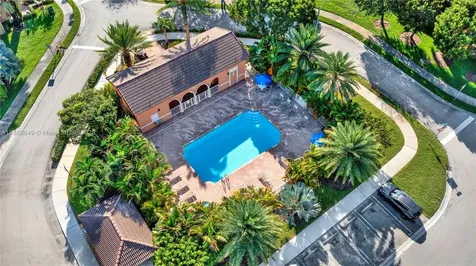 8450 NW 113th Passage Doral FL 33178