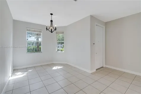 8450 NW 113th Passage Doral FL 33178