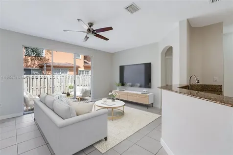 8450 NW 113th Passage Doral FL 33178