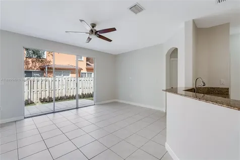 8450 NW 113th Passage Doral FL 33178