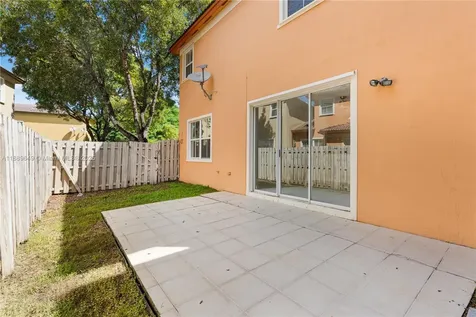 8450 NW 113th Passage Doral FL 33178