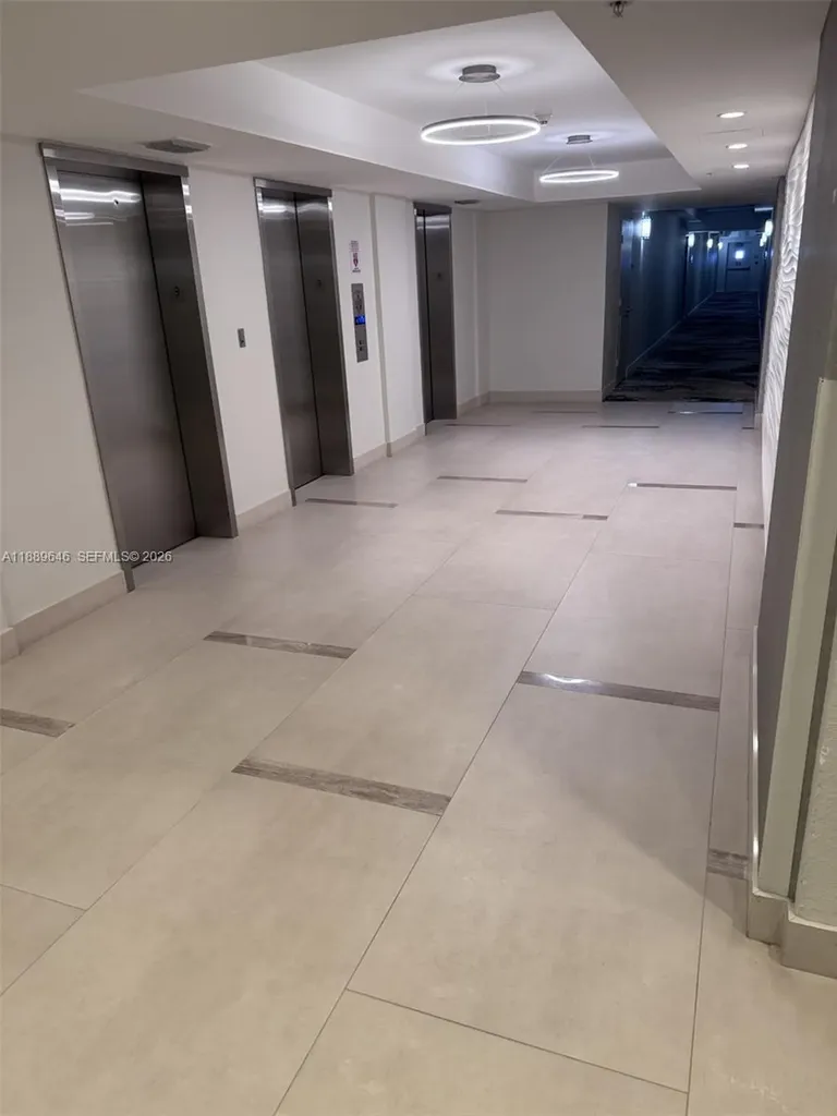 3001 S Ocean Drive Hollywood FL 33019