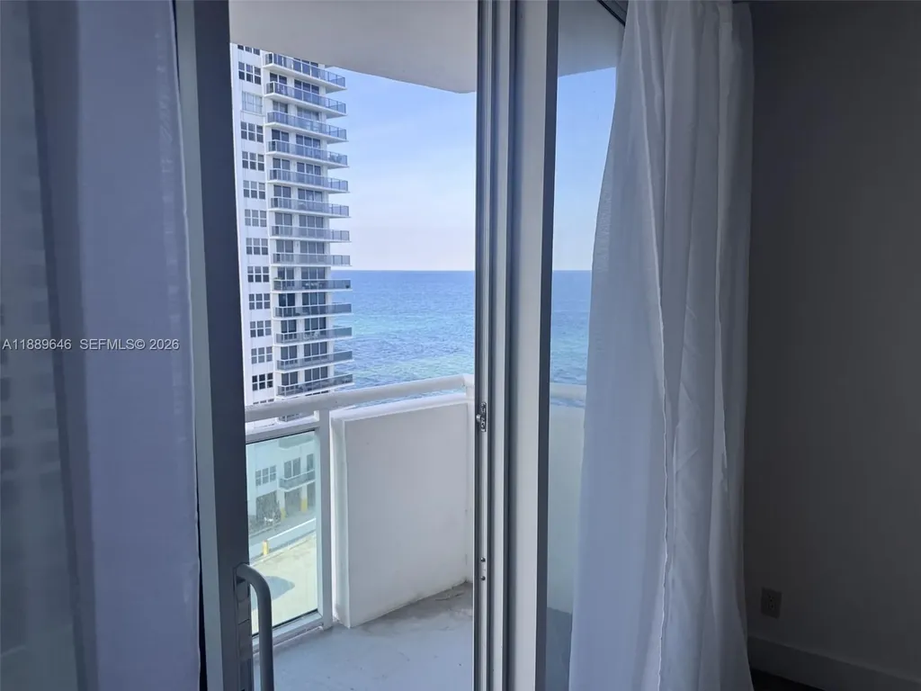3001 S Ocean Drive Hollywood FL 33019
