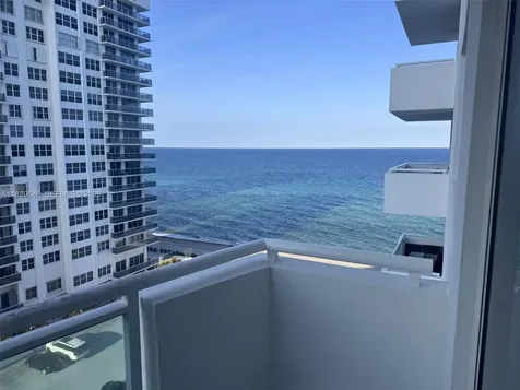 3001 S Ocean Drive Hollywood FL 33019