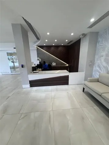 3001 S Ocean Drive Hollywood FL 33019