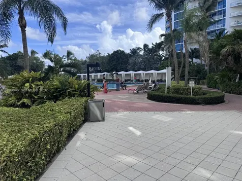 3001 S Ocean Drive Hollywood FL 33019
