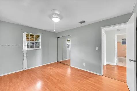 6210 SW 38th Street Davie FL 33314