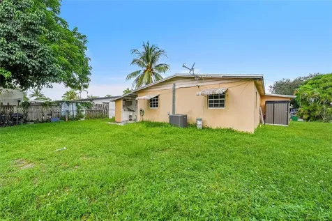 6210 SW 38th Street Davie FL 33314