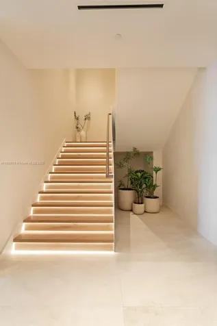 18501 Collins Avenue Sunny Isles Beach FL 33160