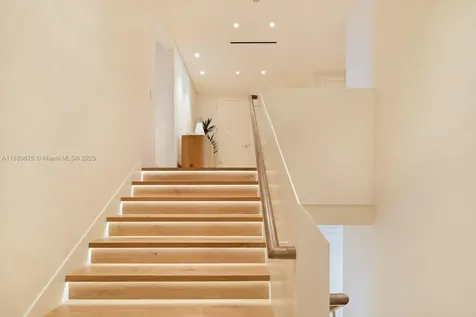 18501 Collins Avenue Sunny Isles Beach FL 33160