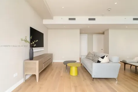 18501 Collins Avenue Sunny Isles Beach FL 33160
