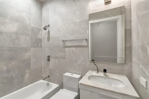 18501 Collins Avenue Sunny Isles Beach FL 33160