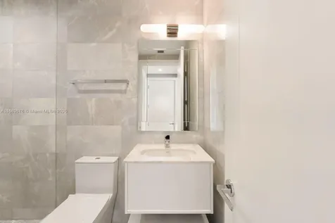 18501 Collins Avenue Sunny Isles Beach FL 33160