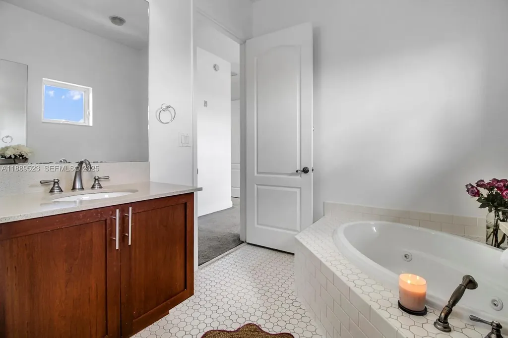 1332 SW 2nd Court Fort Lauderdale FL 33312