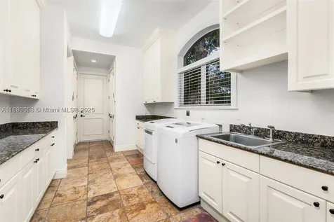 6350 SW 92nd Street Pinecrest FL 33156