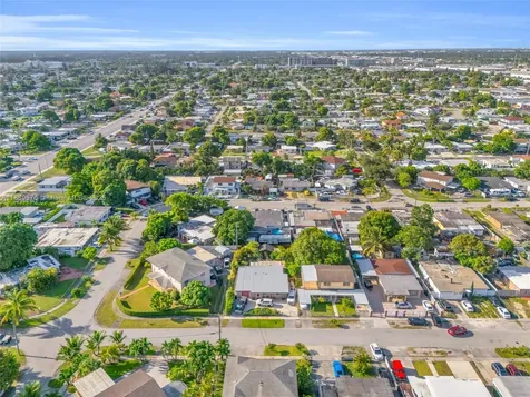 830 E 12th Place Hialeah FL 33010