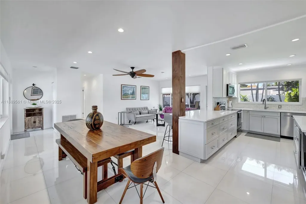 2506 NE 30th Street Fort Lauderdale FL 33306