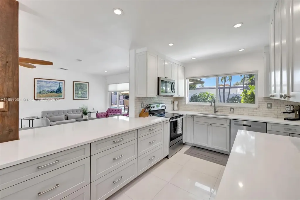 2506 NE 30th Street Fort Lauderdale FL 33306